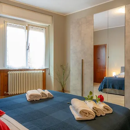 Apartment Casa Bellavista Wi-fi Parking Free San Siro (Lombardy)
